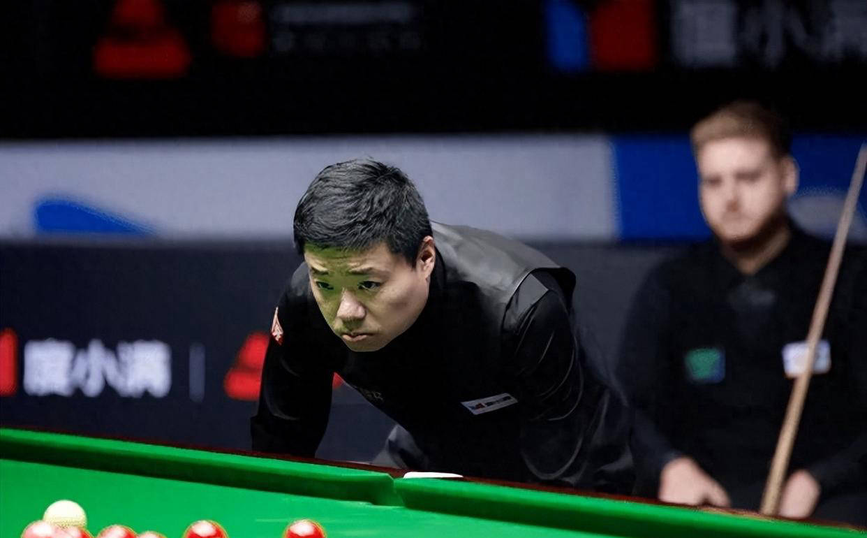 果赵心童和, 的激烈对阵